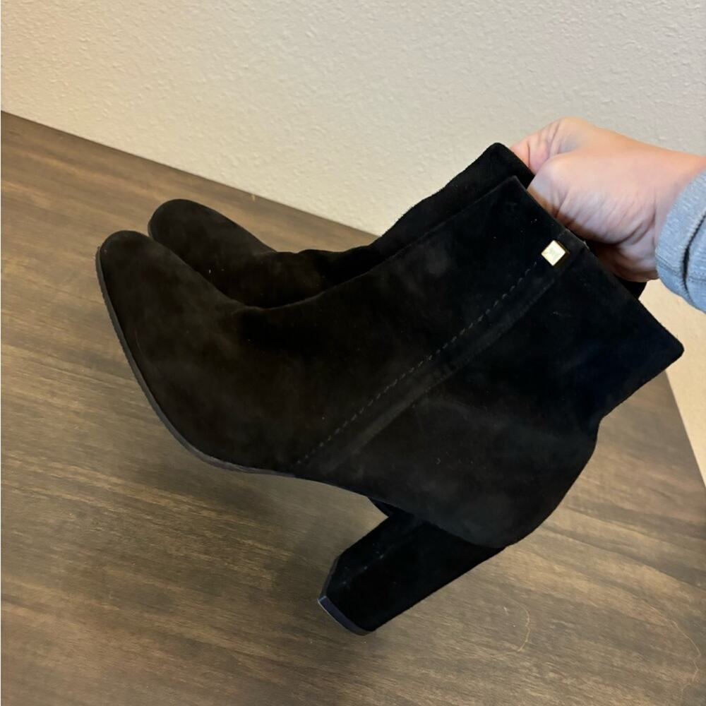 Stuart Weitzman Black Suede Pull On Boots size 7.5 N